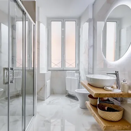 Гостевой дом Monti Cavour 4*