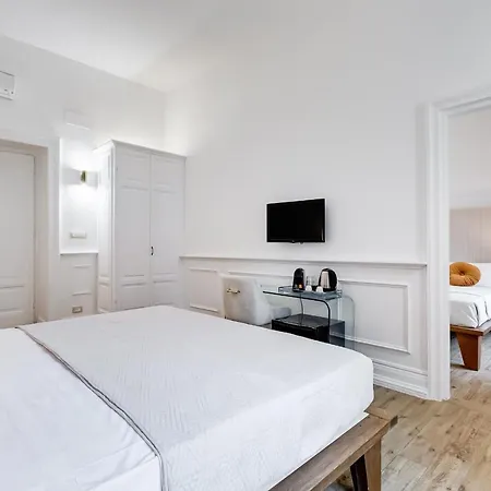 Monti Cavour 4* Рим