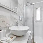 Monti Cavour 4*