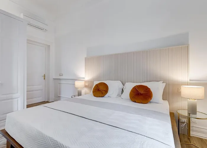 Monti Cavour 4* Rom
