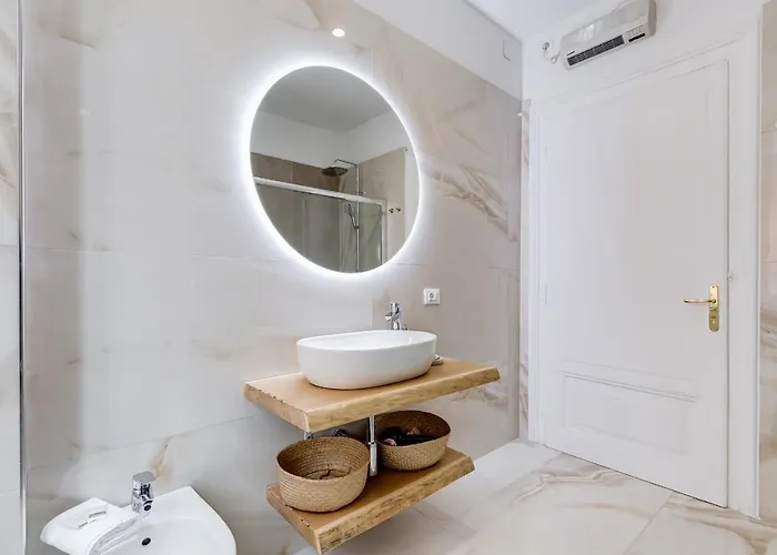 Pensionat Monti Cavour 4*