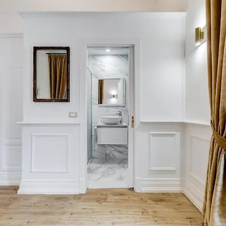 Monti Cavour Guest house Rome