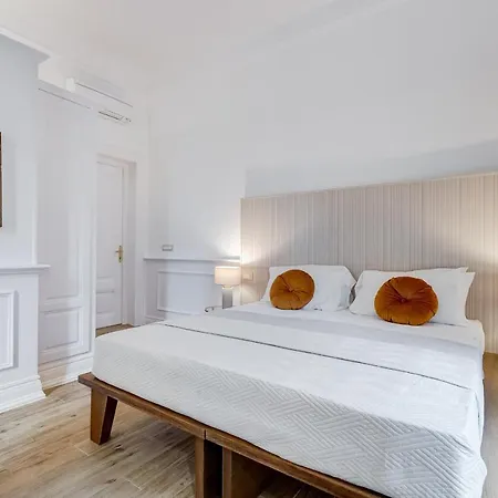 Monti Cavour 4* Řím